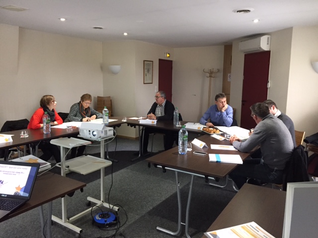 Premier groupe AREAS Vosges en formation de mise en conformité ACPR.