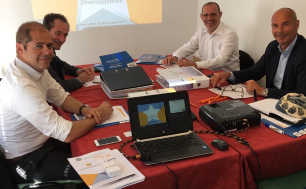 Les agents SWISSLIFE en formation de remise aux normes ACPR à Aix en Provence !